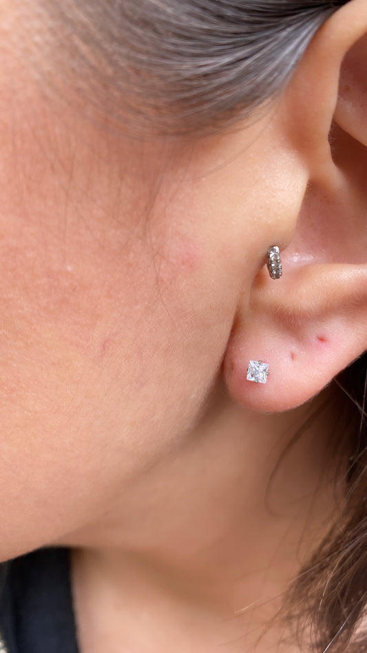 Piercing le Carré